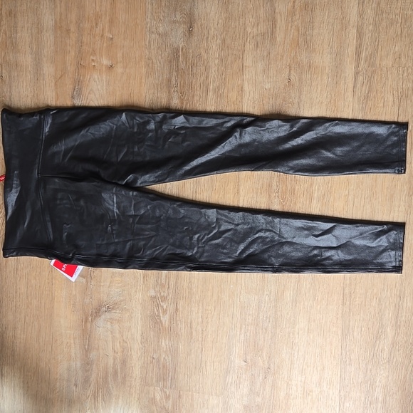 NWT SPANX Faux Leather Legging Black Size L - Picture 5 of 7